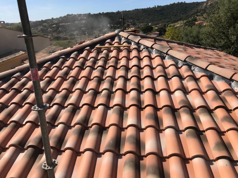 Couvreur a hyères les palmiers près de la londe dans le var