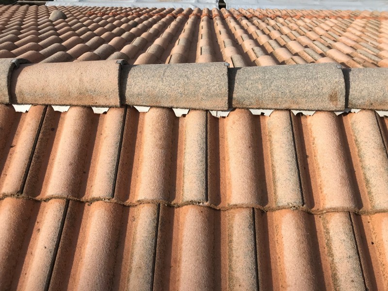 Devis nettoyage de toiture de 100m2 et facade a Solliès pont près de Cuers