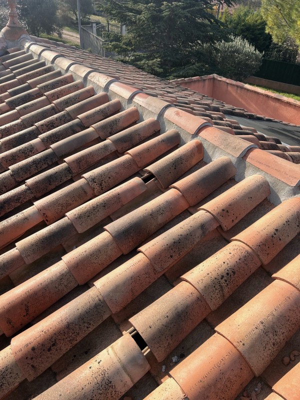 Am couverture fuites de toiture a Carqueiranne près de Toulon