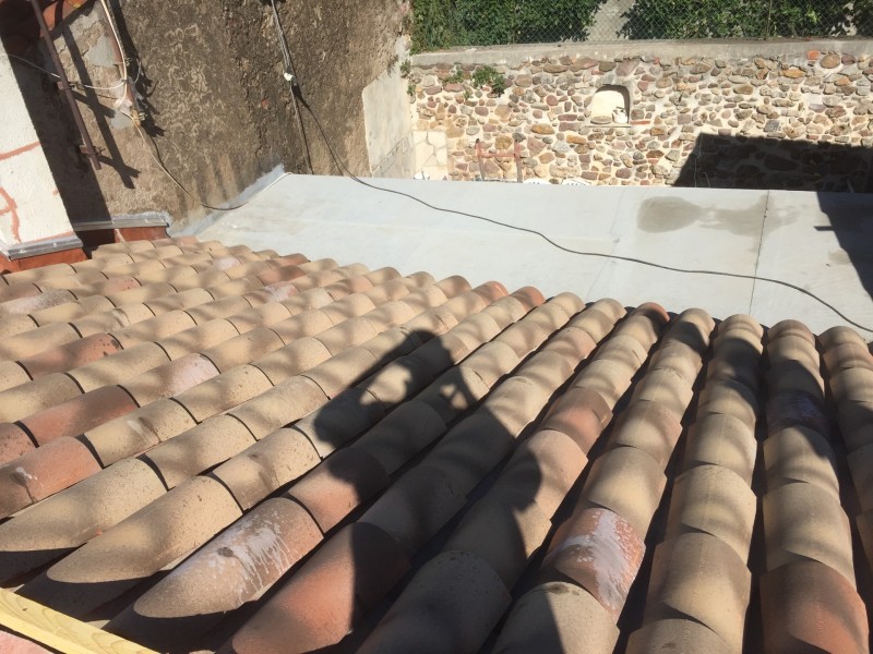 Réparation rénovation de toiture a la Garde près de la Farlède