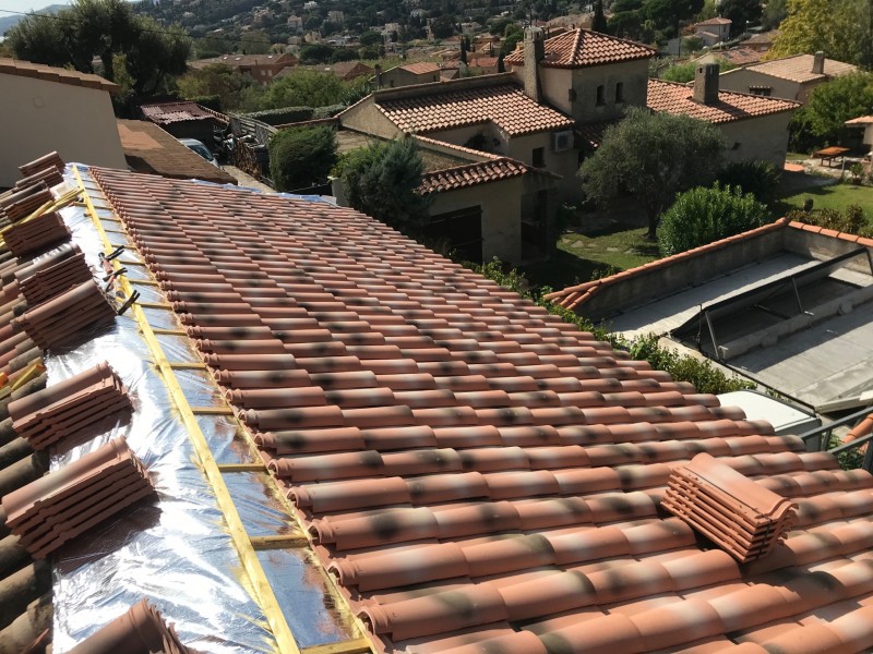 Am couverture a Toulon pose isolant mince