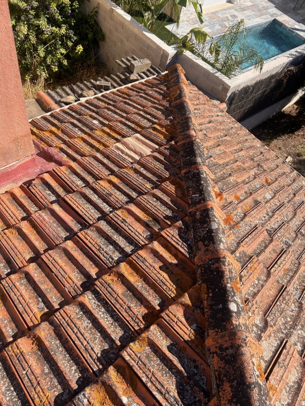 Am couverture nettoyage de toiture a Toulon près de la Gardes